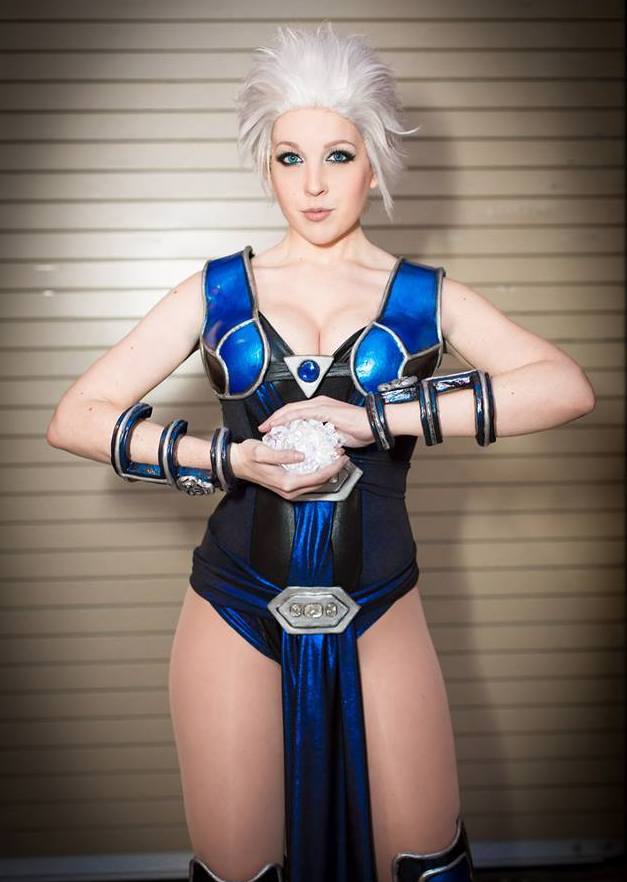 La babe cosplay de la semaine #230
