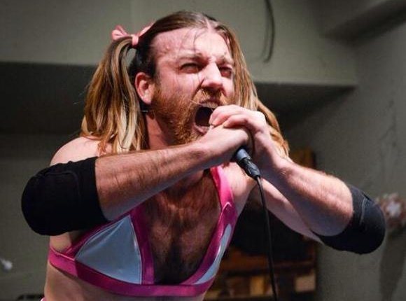 LADYBABY – du kawai metalcore barbu en tenue de Maid : merci le Japon